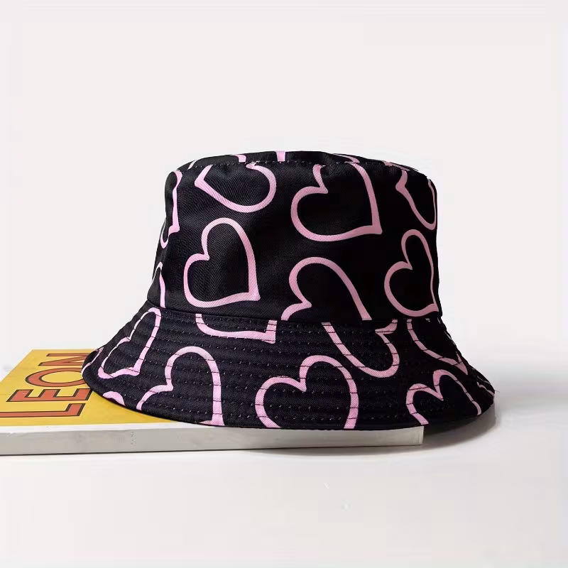 Women’S Lightweight Bucket Hat with Heart Print – Black & Pink Design, Versatile for Outdoor Activities, Casual Style, Sun Hat